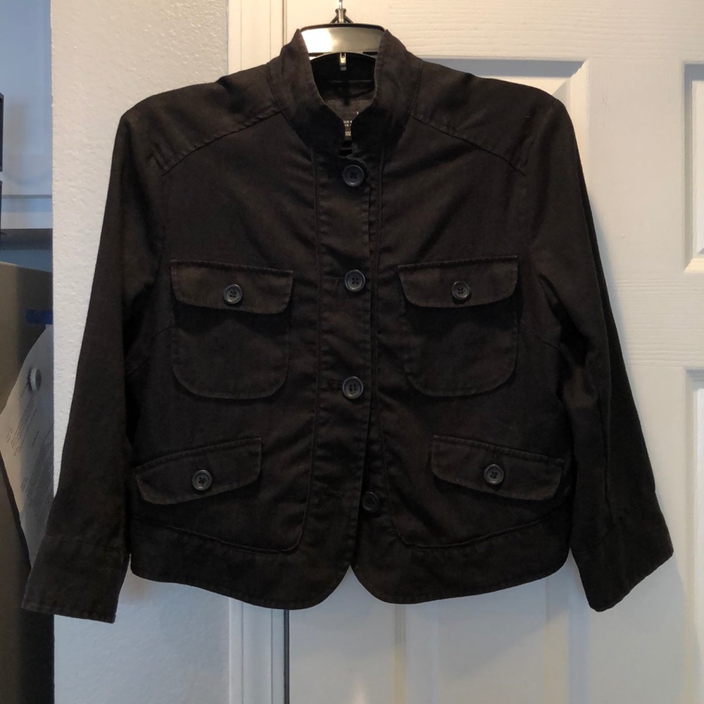 Black crop linen jacket